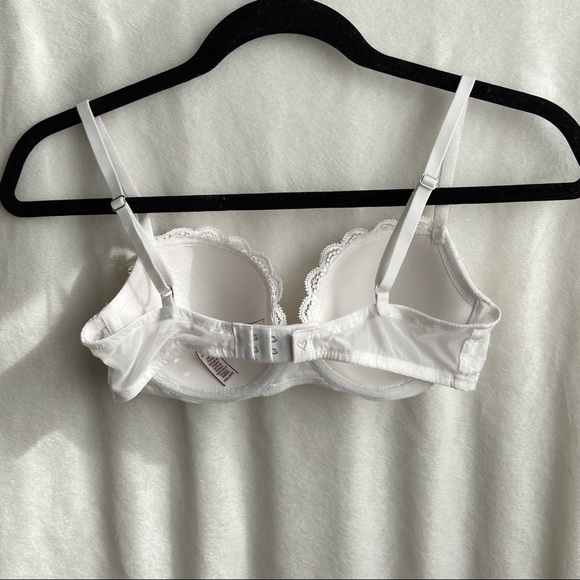 voctoria’s secret bra - Picture 4 of 5